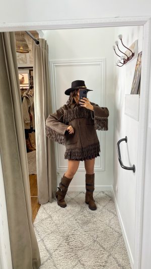 Veste à franges cloutée 100% laine