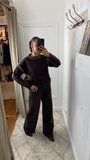 Pull détaille strass